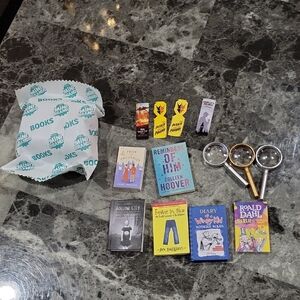 Mini Brands Books Set